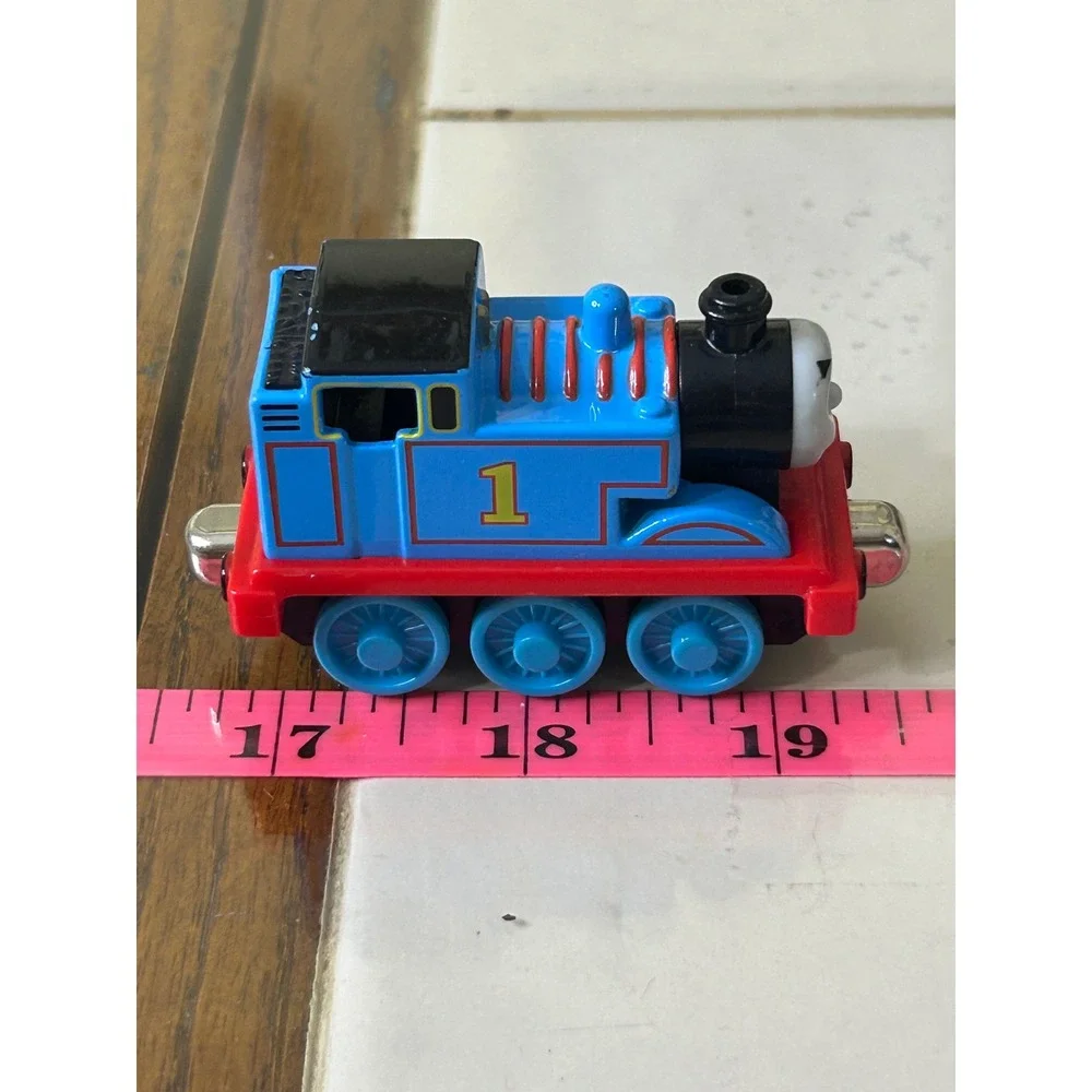 Thomas & Friends Take Along Thomas the Tank Engine Blue Diecast Metal Train No 1